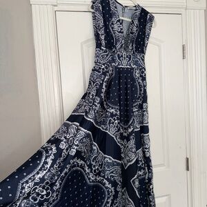 Navy V-Neck Maxi Dress